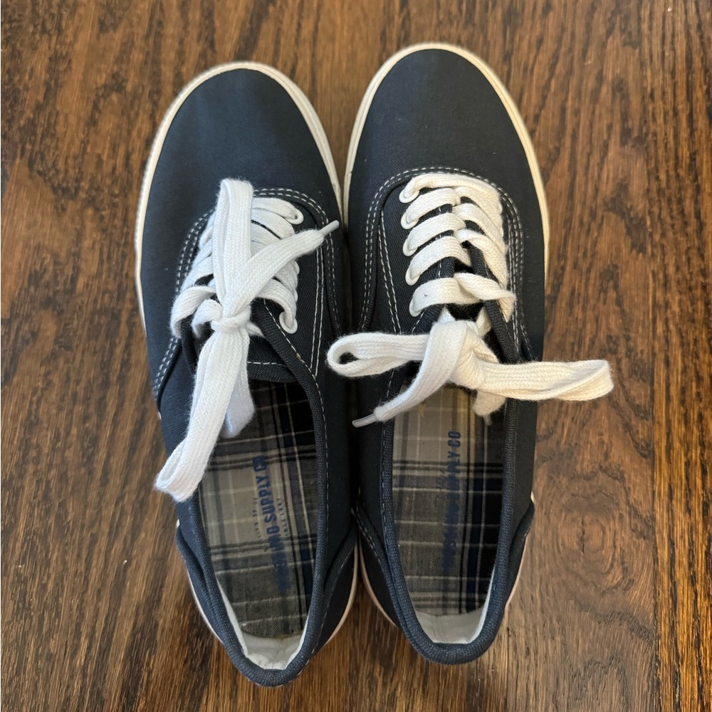 Missimo Supply Co Women’s 5.5 navy shoes